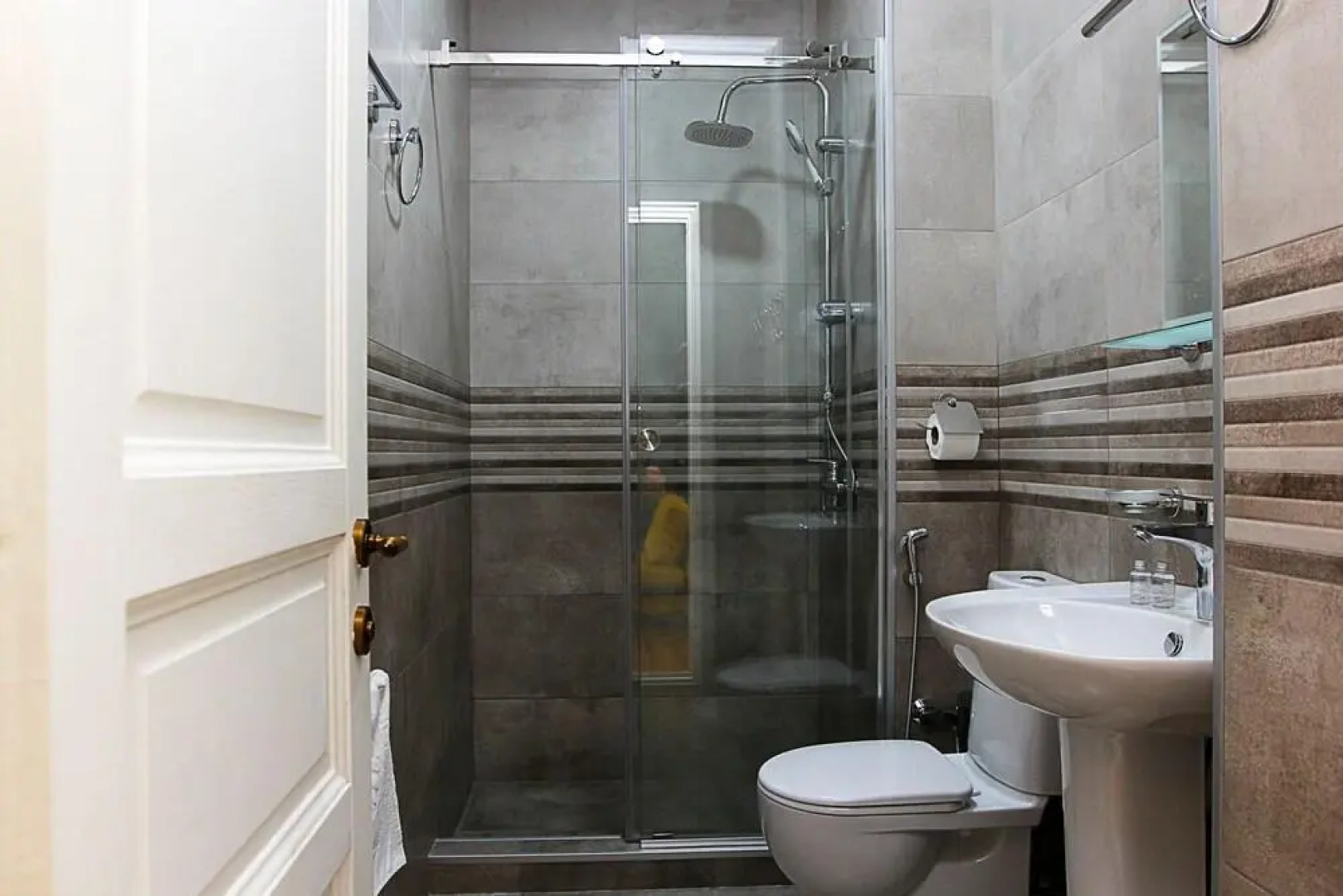 Отель Old Tbilisi Rooms 38