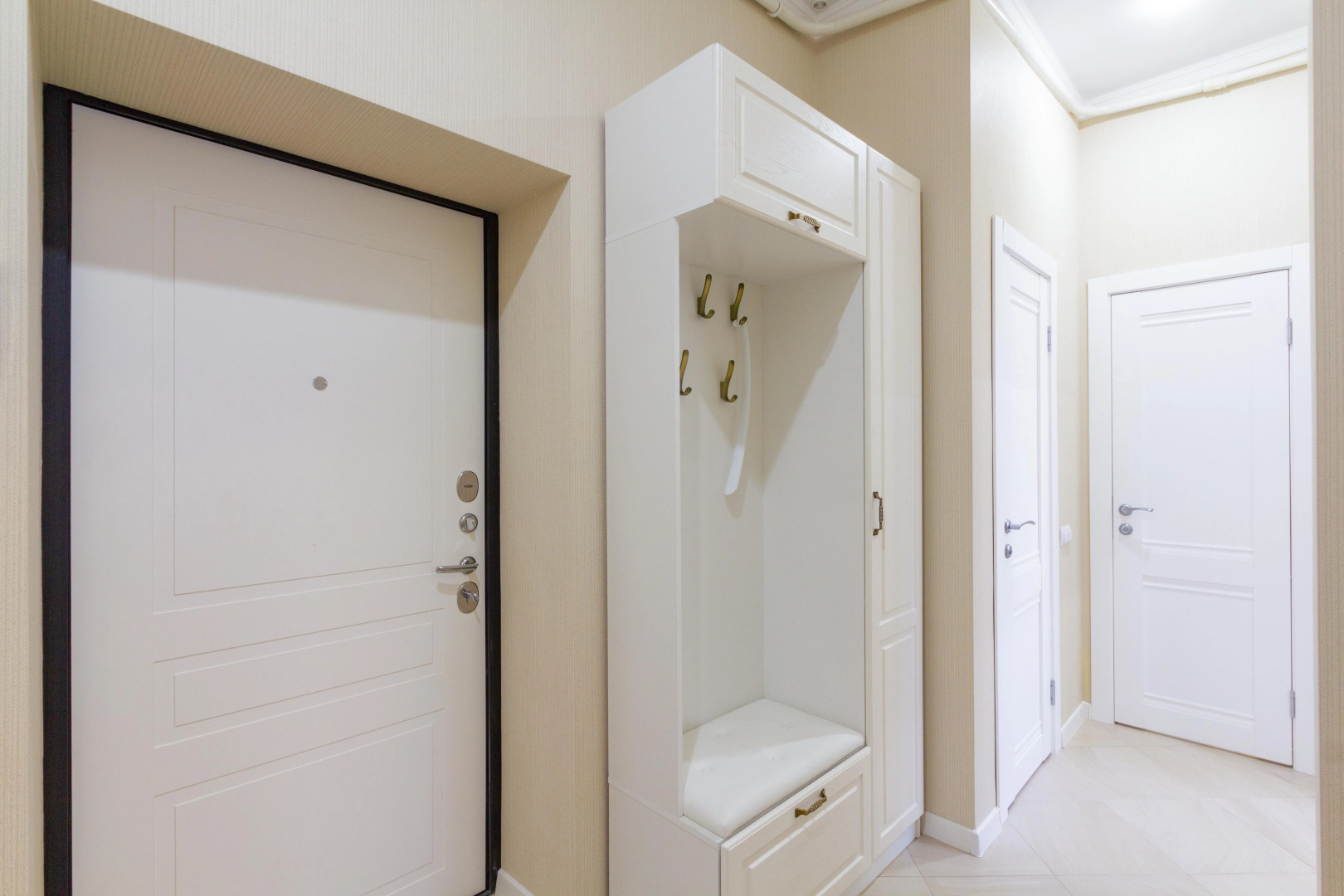 Квартира Двухкомнатная в Истoричeскoм Цeнтpе Гopода с Парковкой