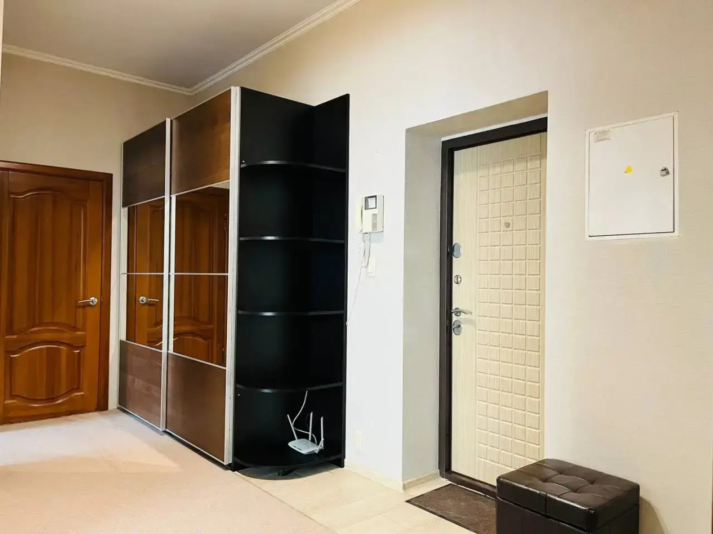 Квартира Просторная Озеро Харовое рядом с центром Казани