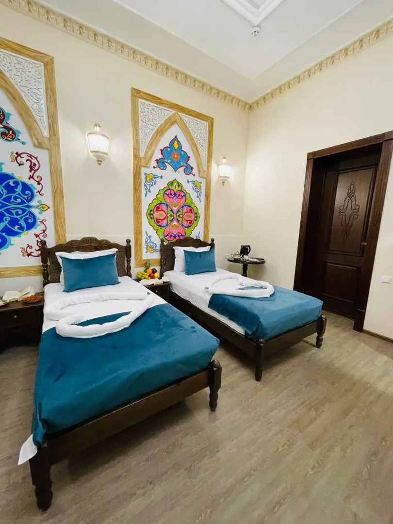 Отель Jumadaler Дворец Эмира в старом городе 300 м. до достопримечательностей