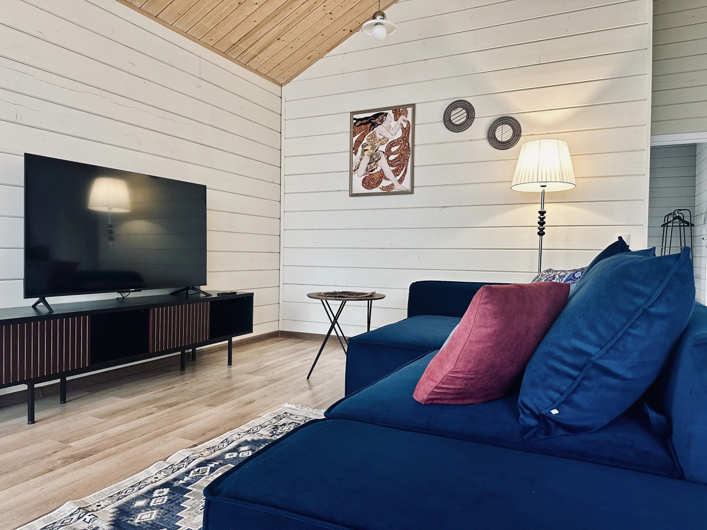 Частный дом рядом с прудом лесом и пляжем