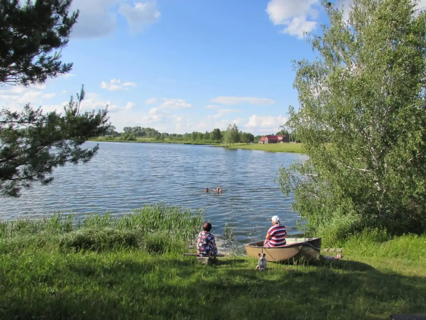 Частный дом на озере