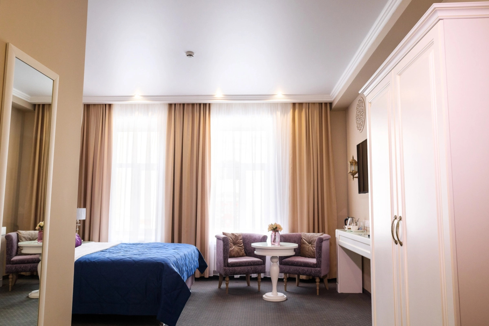 Отель Каганат