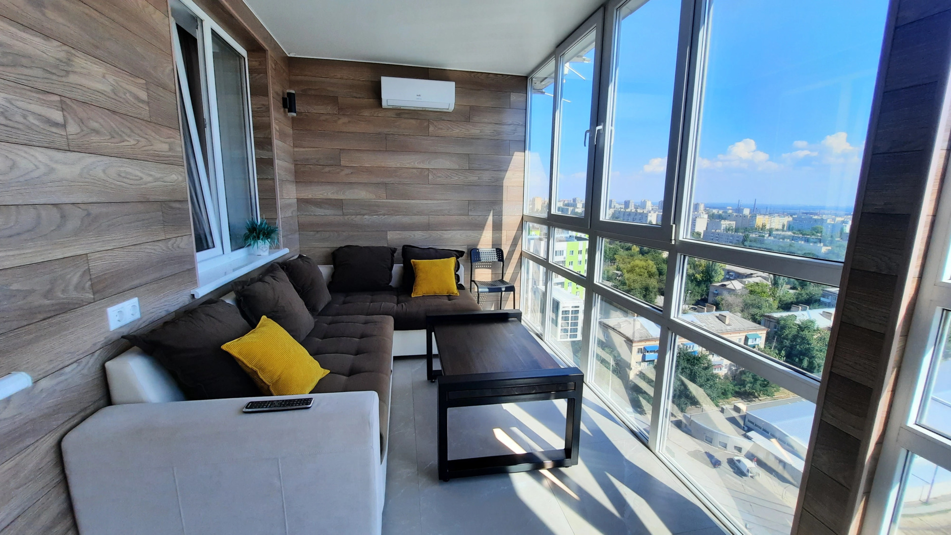 Апартаменты ЖК Альбатрос 12/16 на Поддубного 1