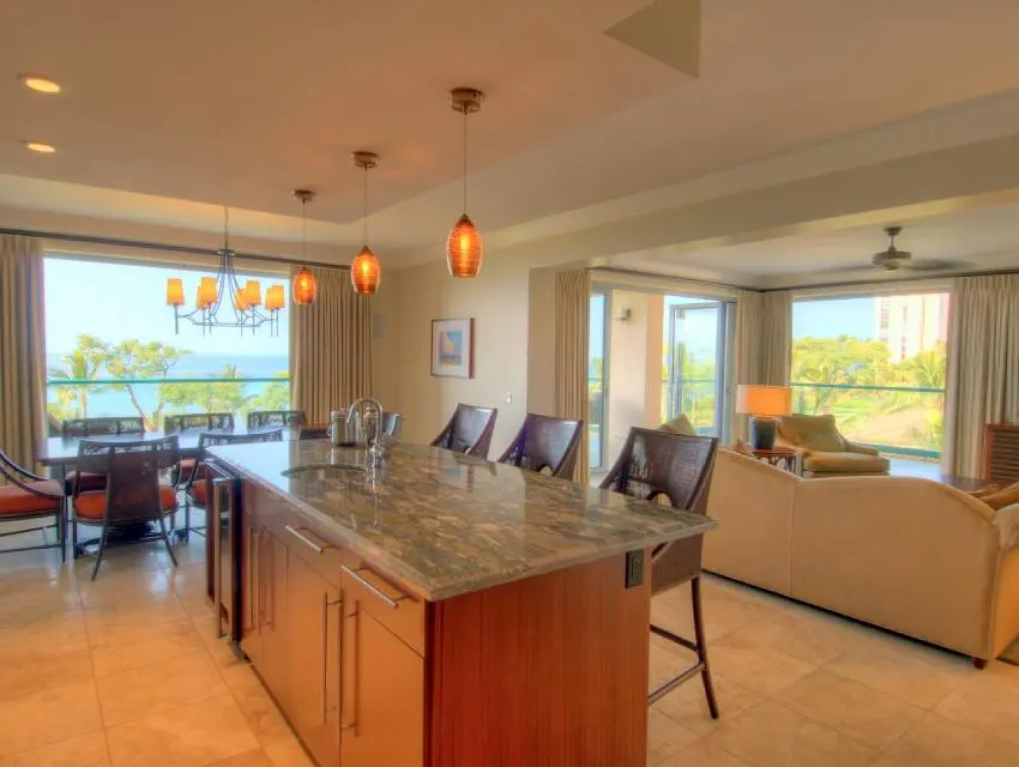 Апарт-Отель Views of Beach Pacific Ocean Lanai & Molokai