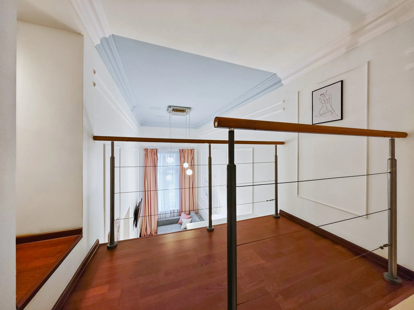 Апартаменты Невский 18 Николь и Мишель