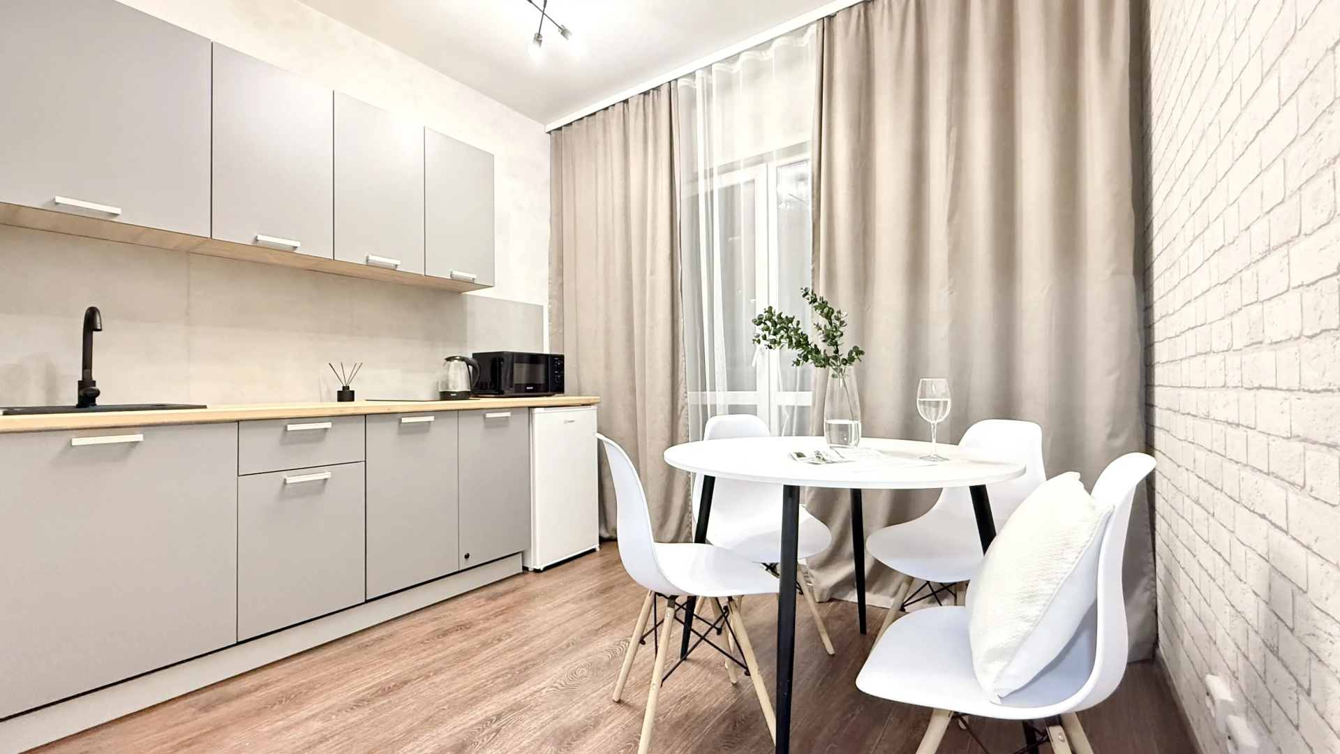 Апартаменты Hugge Place у Аквапарка [Объект 56]