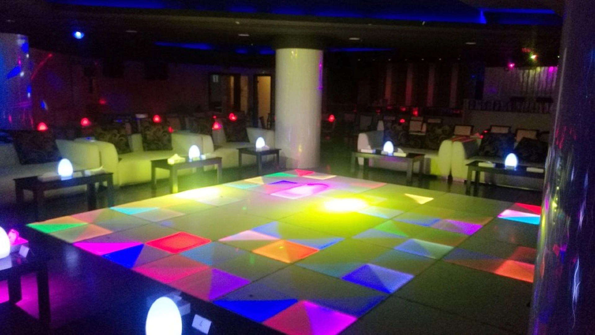 Отель Phoenicia Tower Hotel&Spa