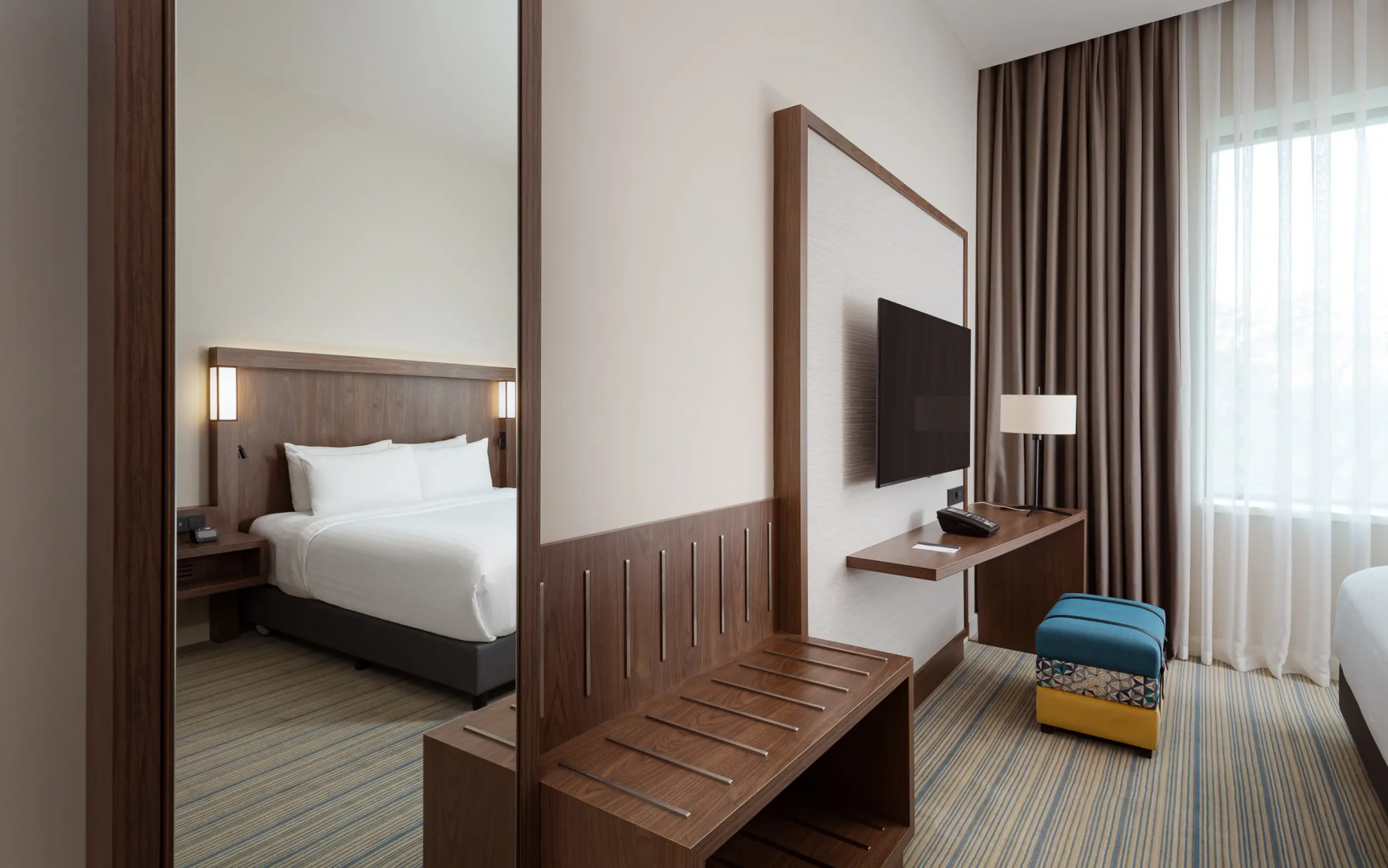 Отель Courtyard by Marriott Baku
