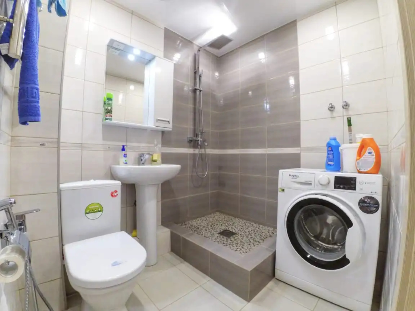 Апартаменты на Четаева 27а