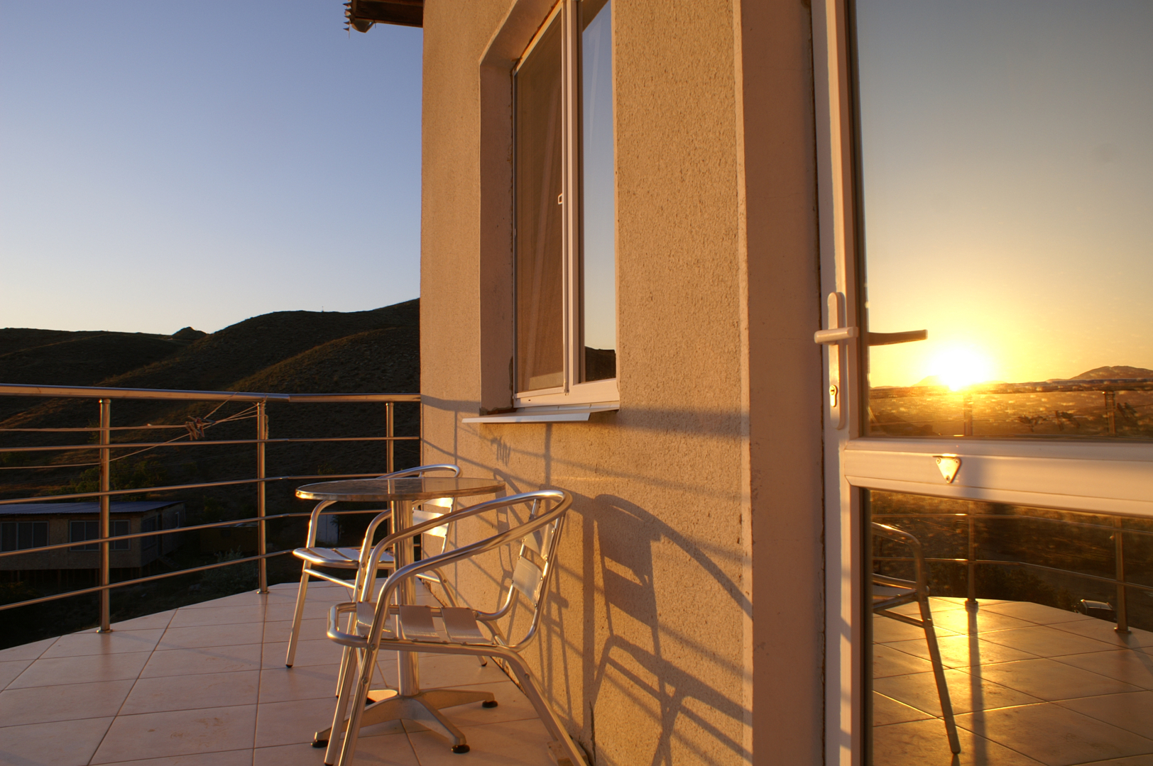 Меблированные комнаты Девятый Вал