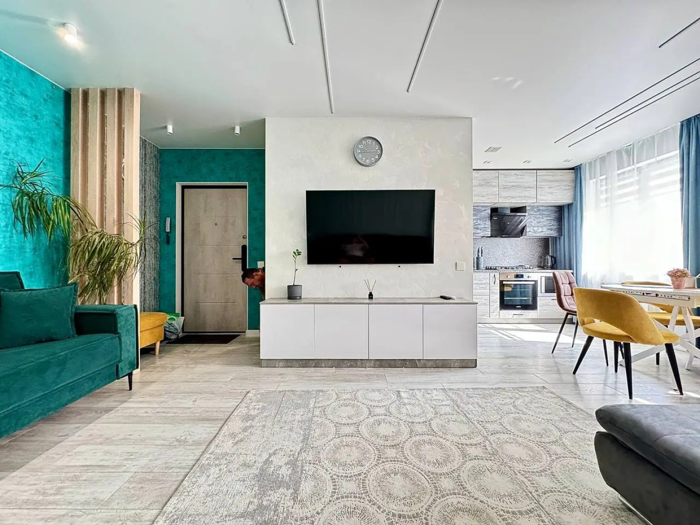 Апартаменты Дизайнерские 3-комнатные для большой семьи