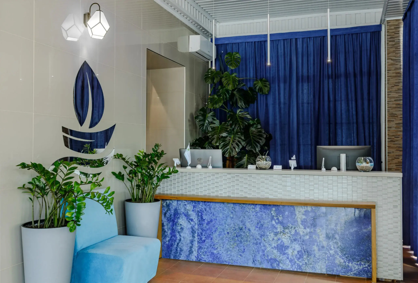 Парк-Отель Лазурный Берег