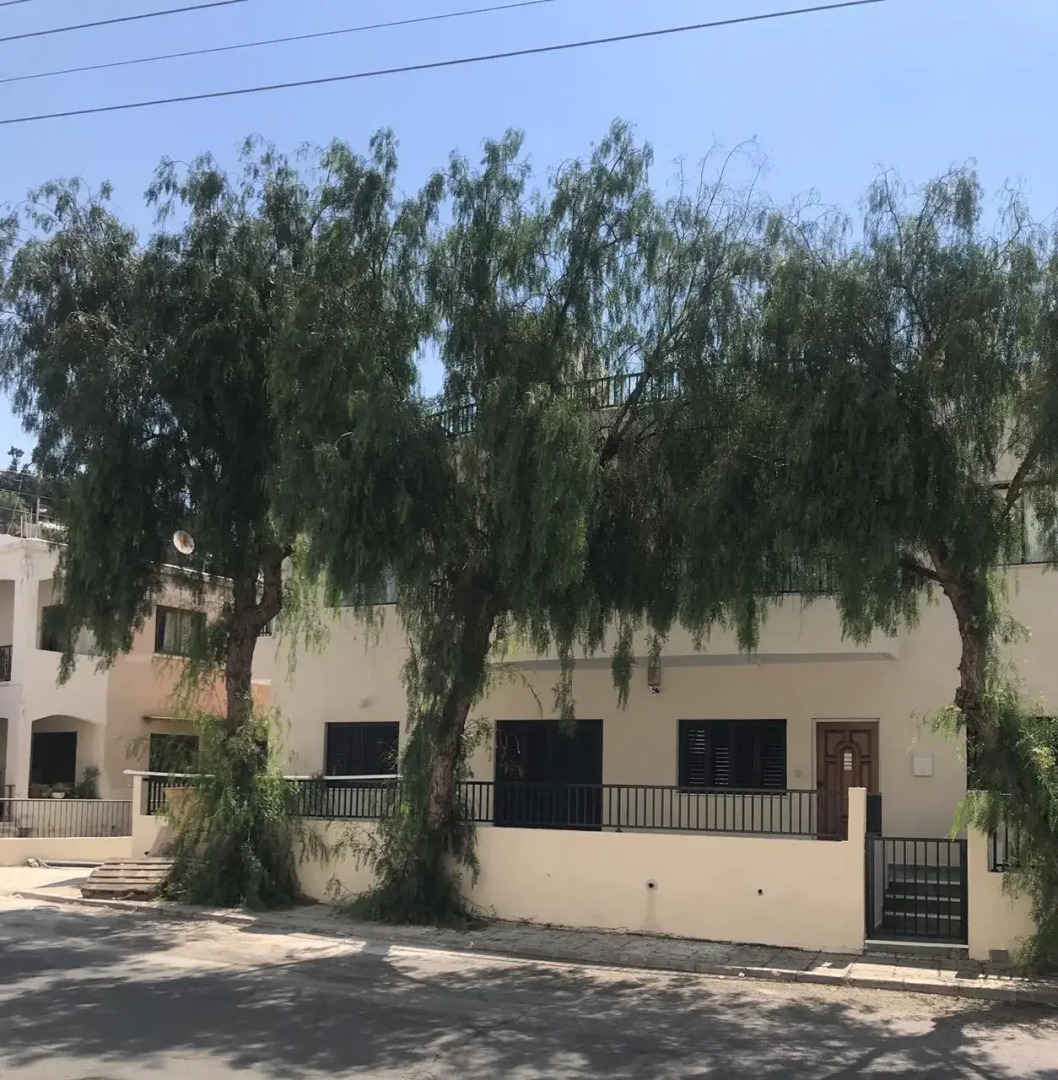 Апарт-отель Athinas Court