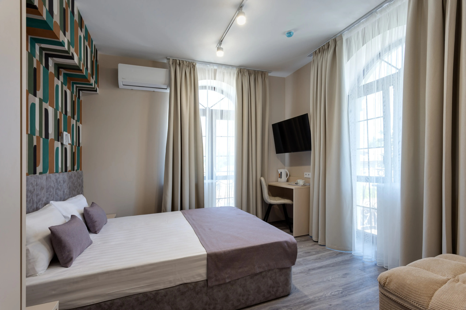 Отель Приморский