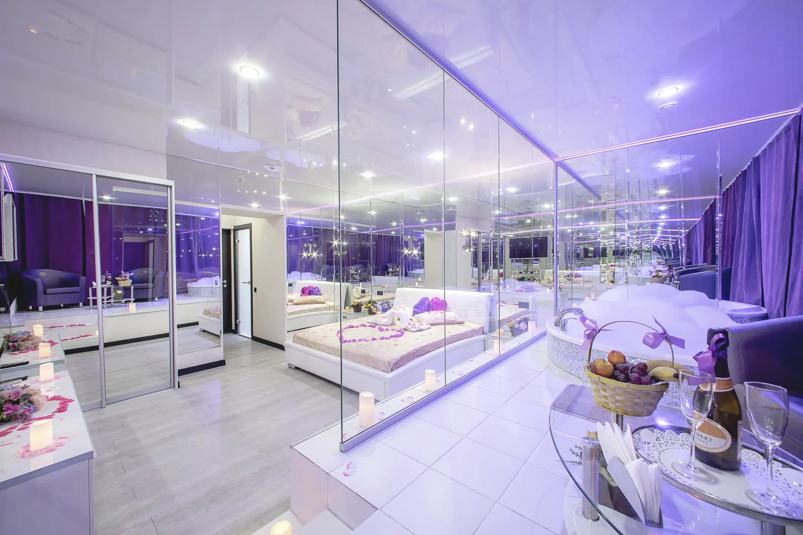 Отель Алекс Отель на Мужества