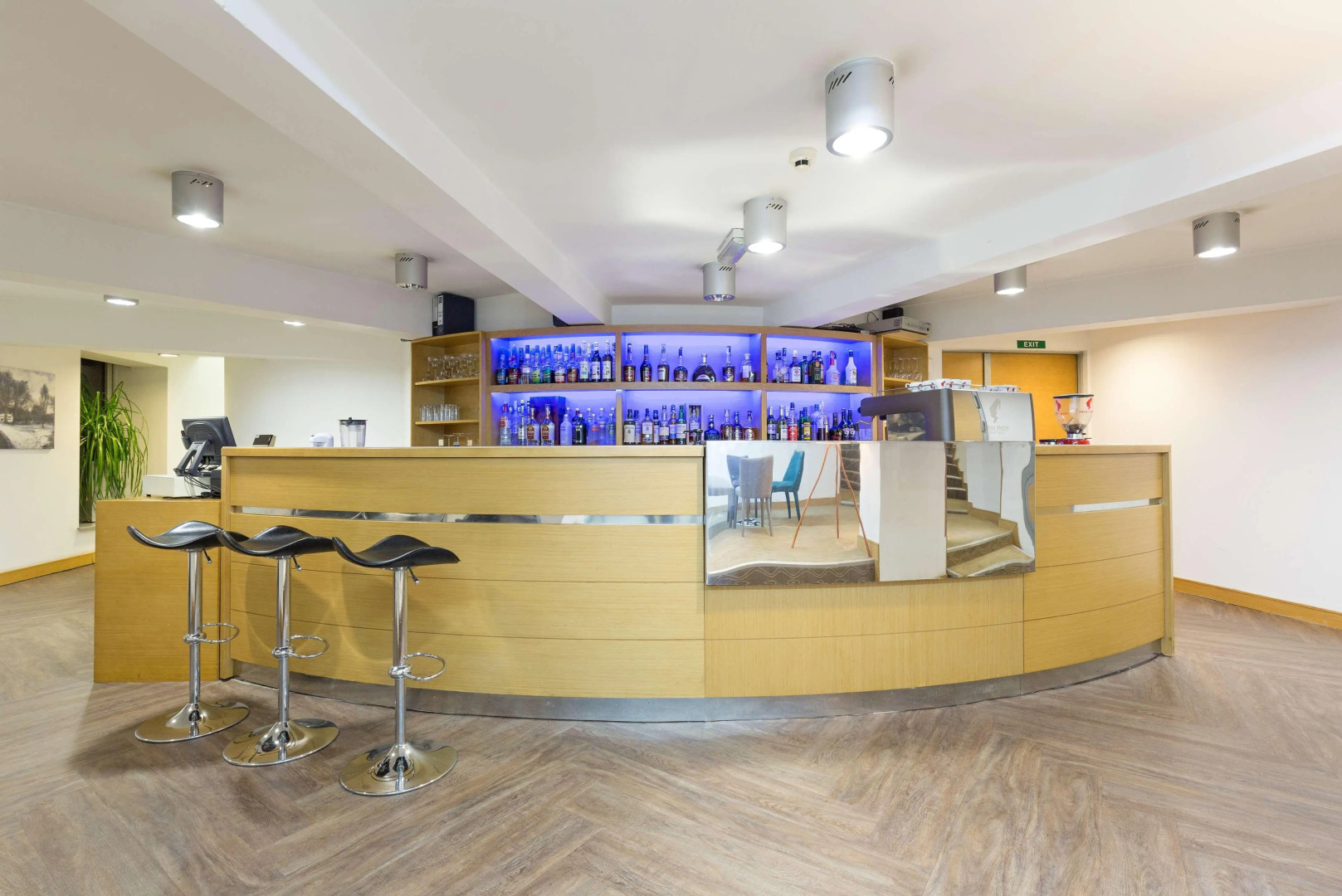 Отель Putnik Inn Belgrade