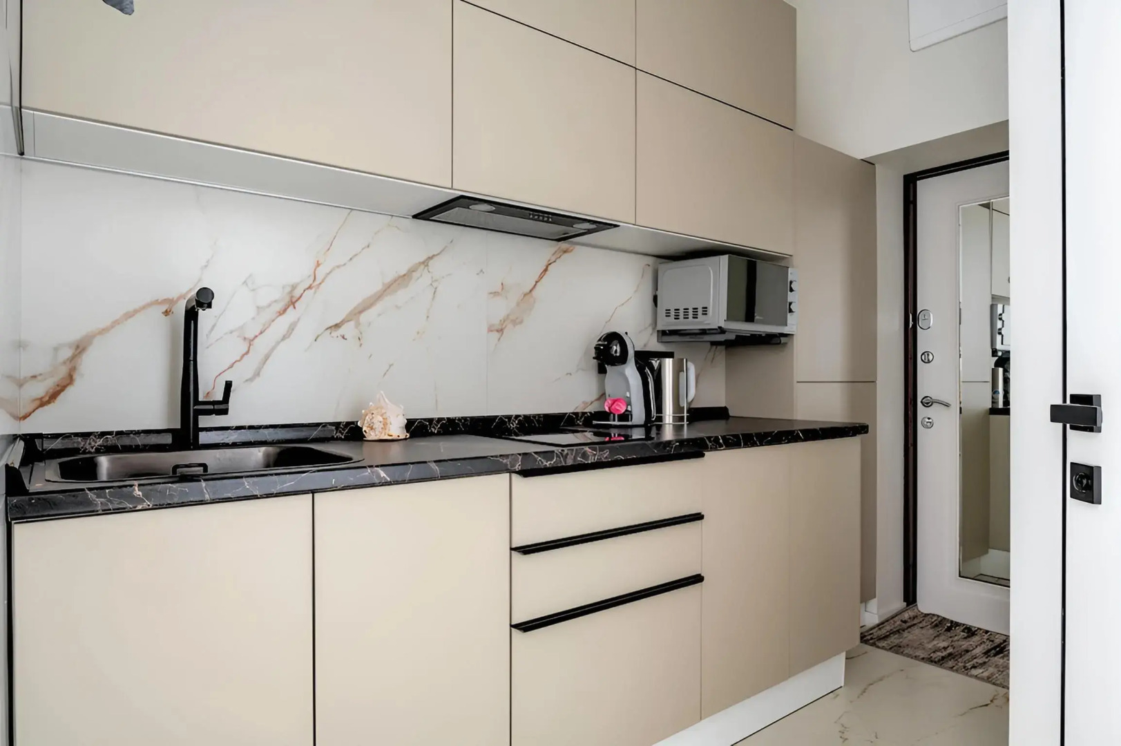 Апартаменты на Черноморской