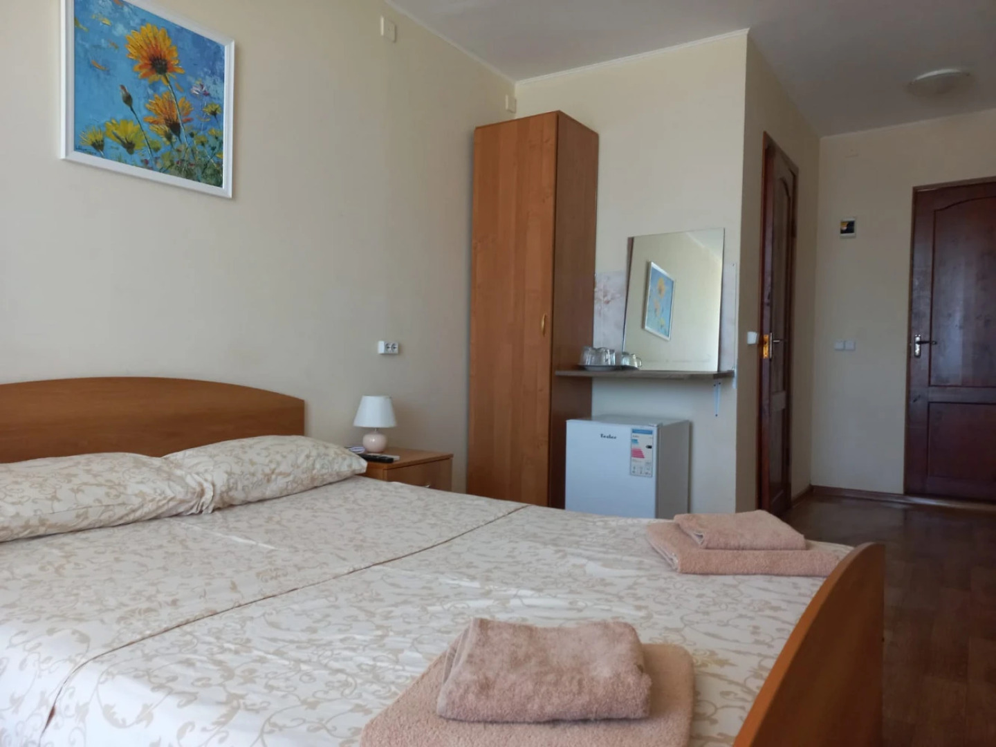 Отель Омега-4