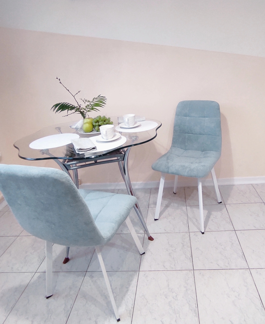 Апартаменты Просторная Двух Комнатная Квартира с Парковкой во дворе