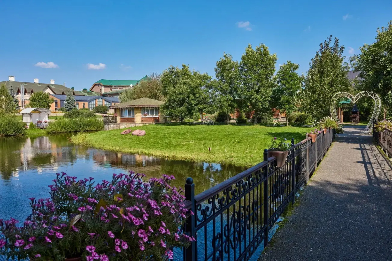 Отель  Раздолье