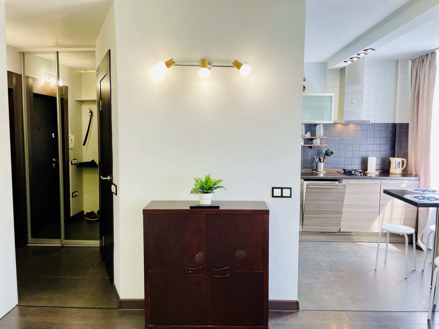 Апартаменты HotelRoom24 Грузинский переулок 14