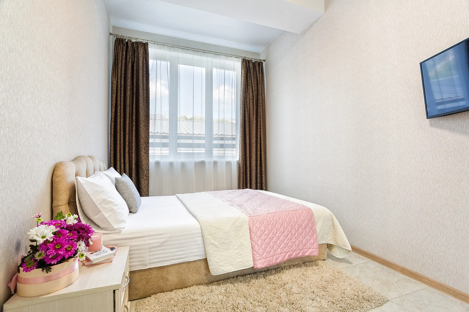 Апартаменты Щорса 42