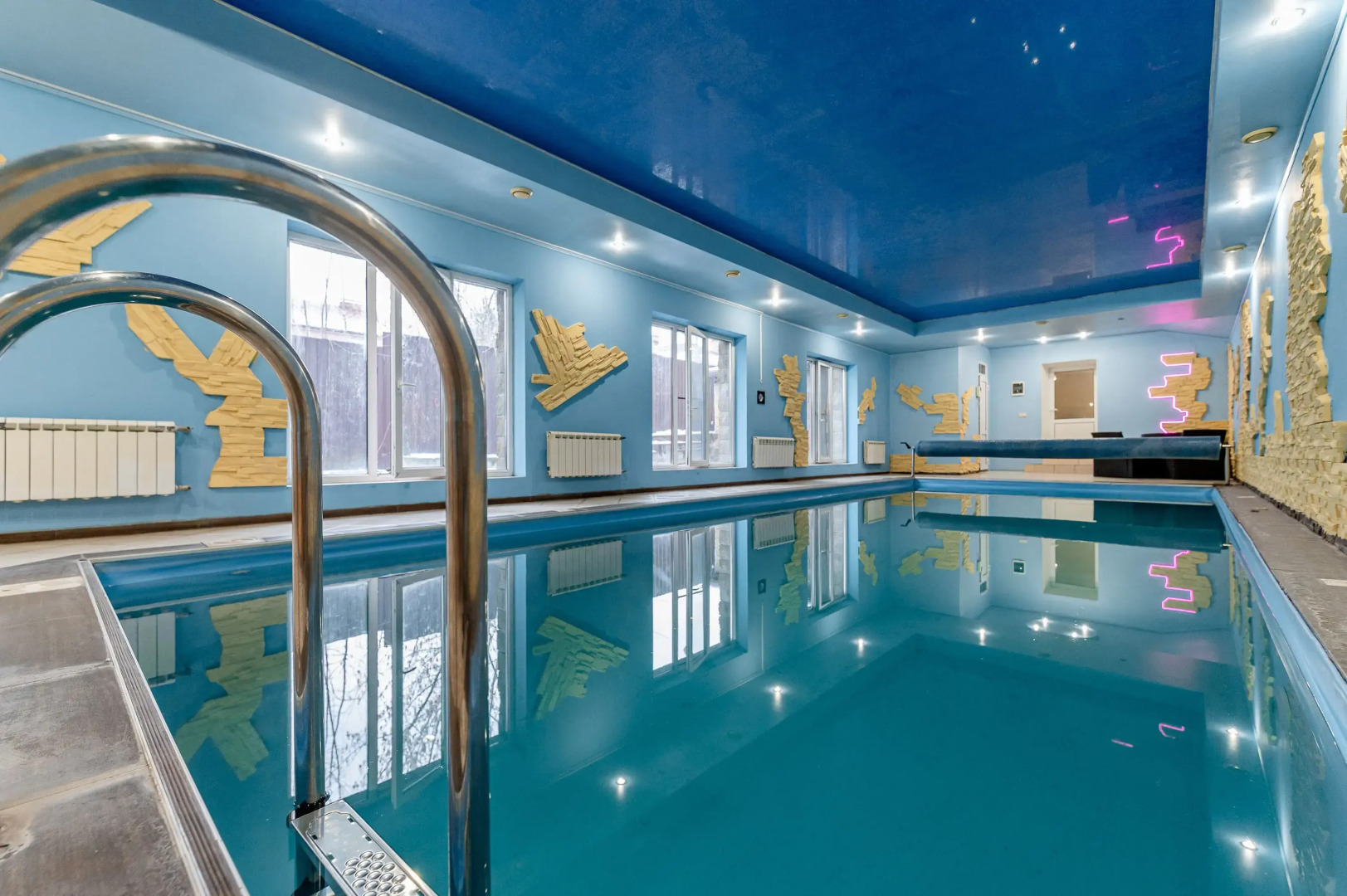 Частный Дом в Белеутово с Бассейном и Сауной