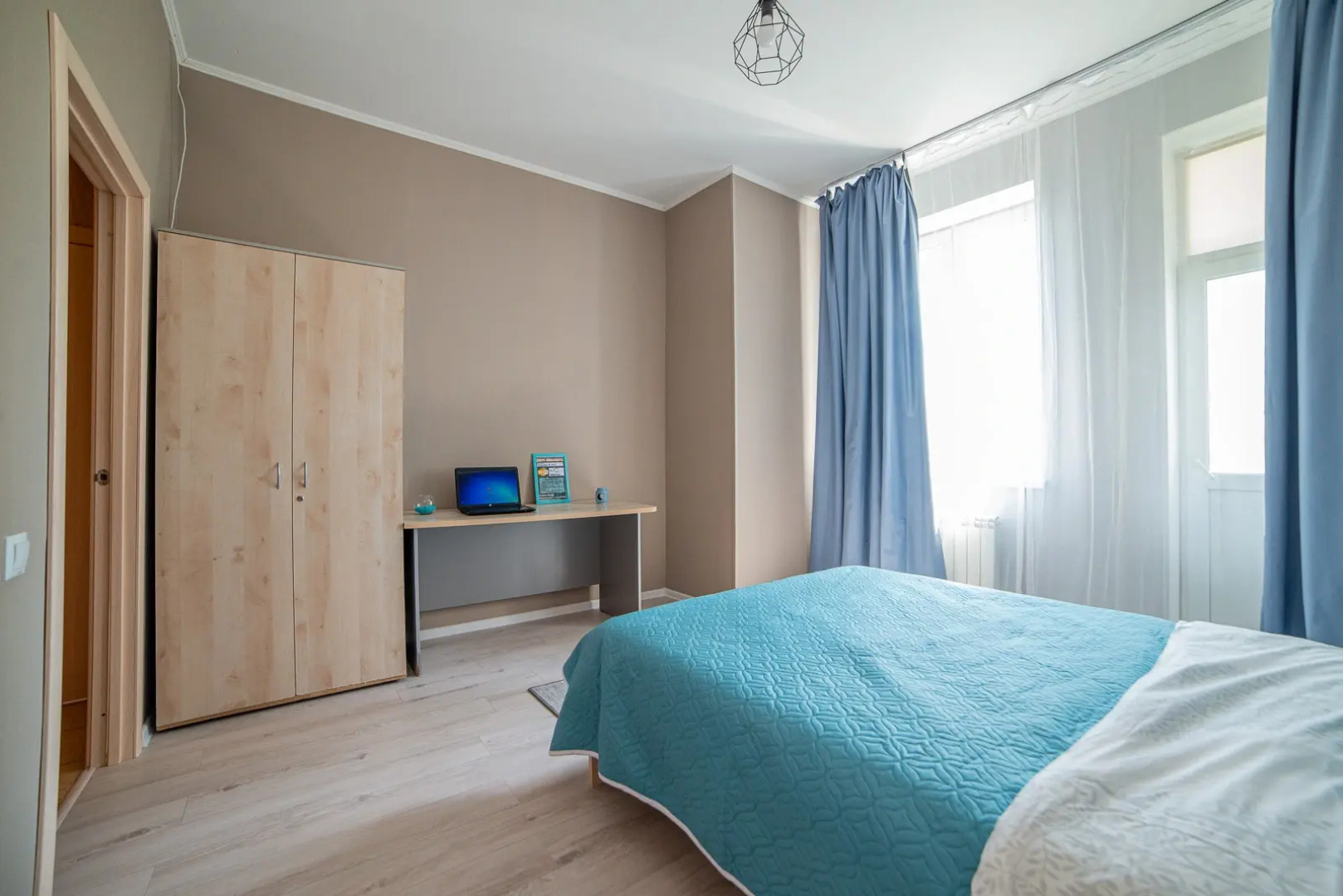 Апартаменты Вайнера 60