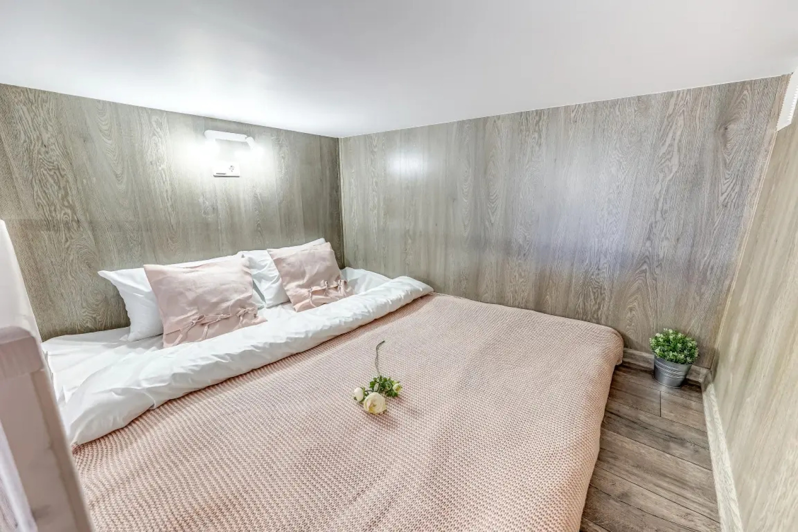 Апартаменты Евростудия 7 на Нарвской (НАР7)