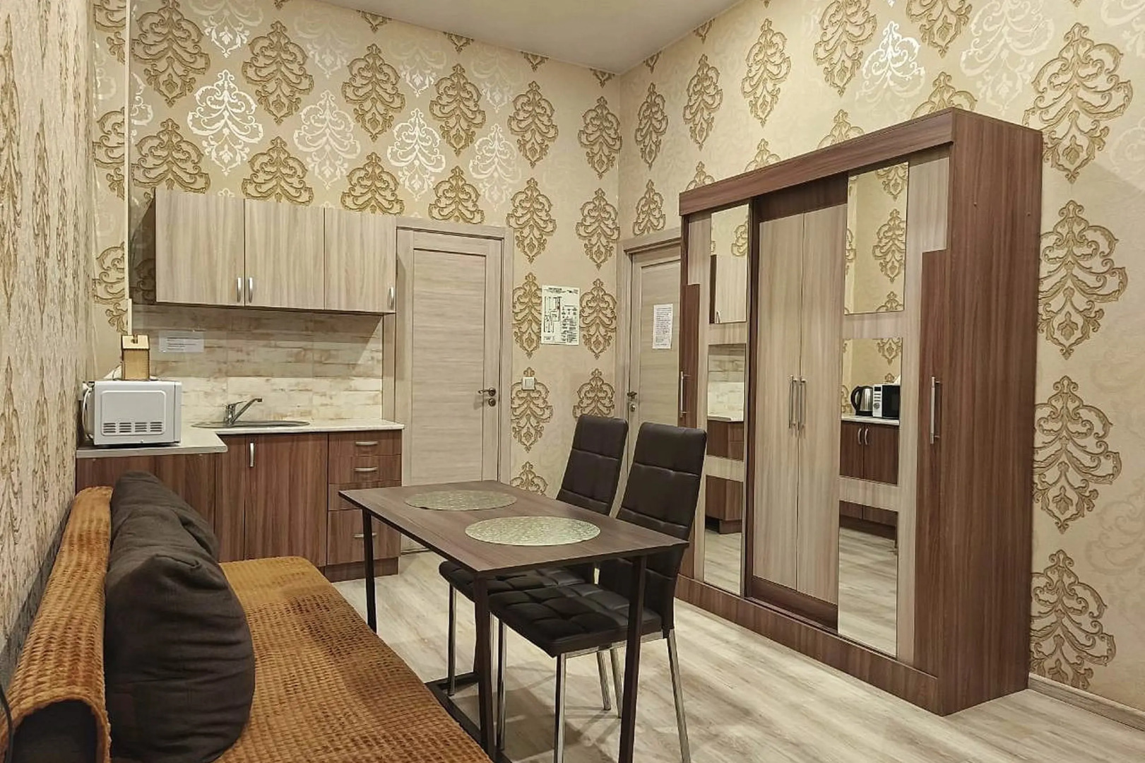 Отель Героев России