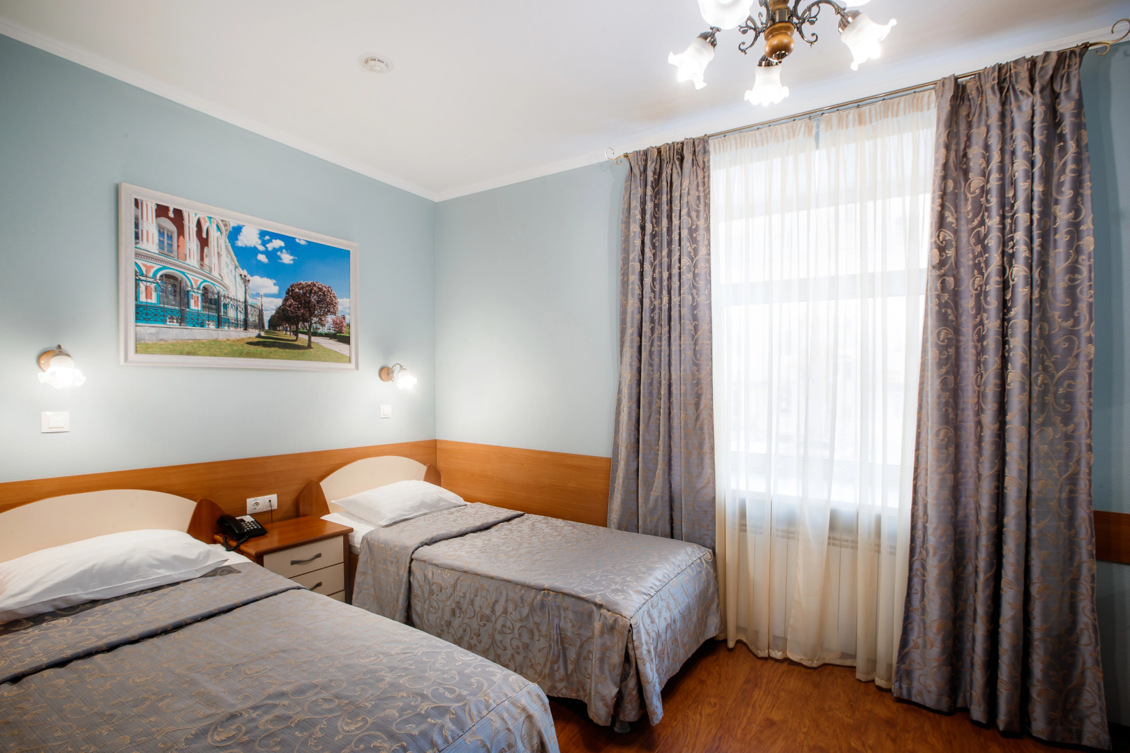 Отель Свердлова 27