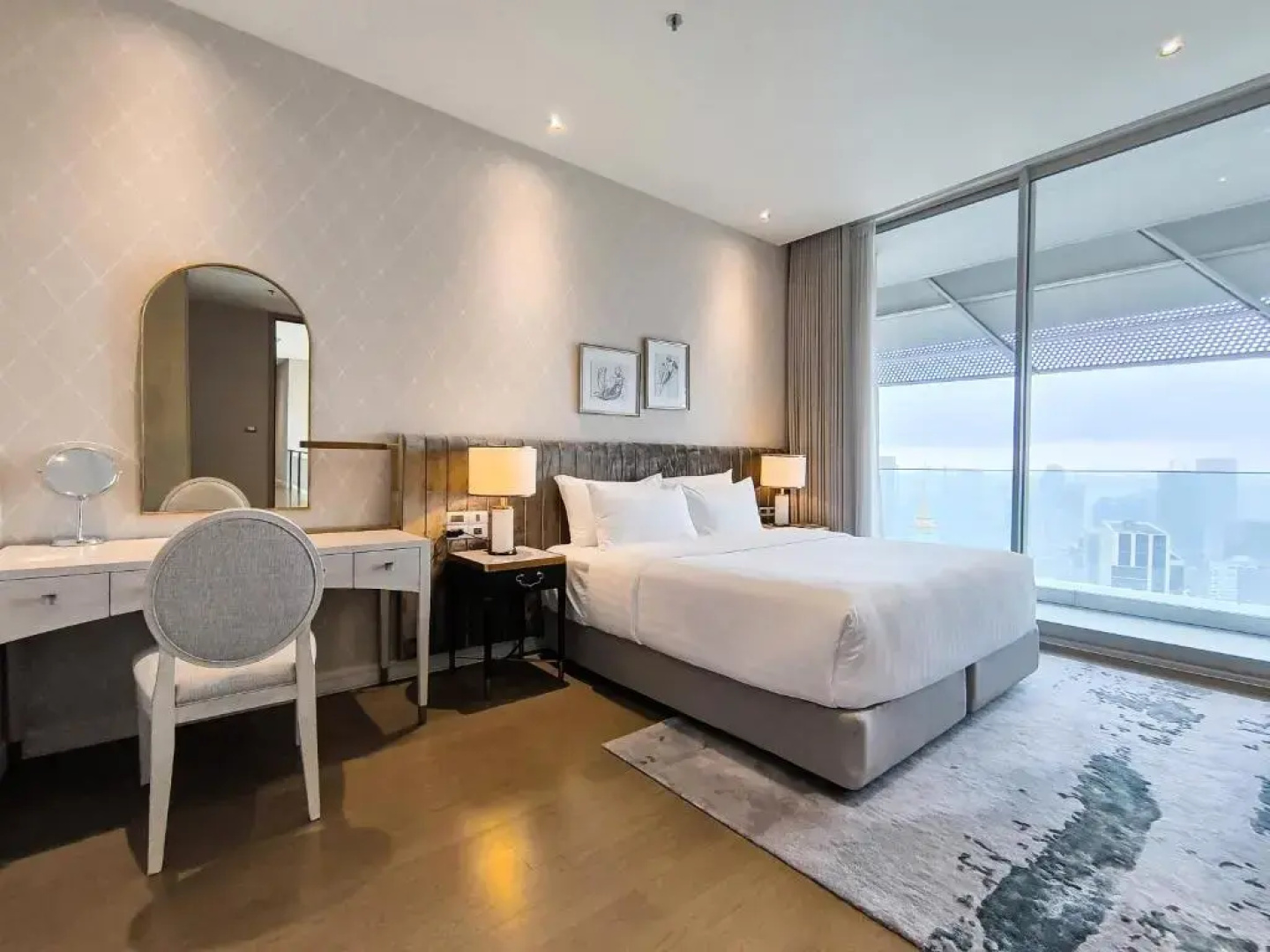 Отель Magnolias Ratchadamri Boulevard Serviced Residences