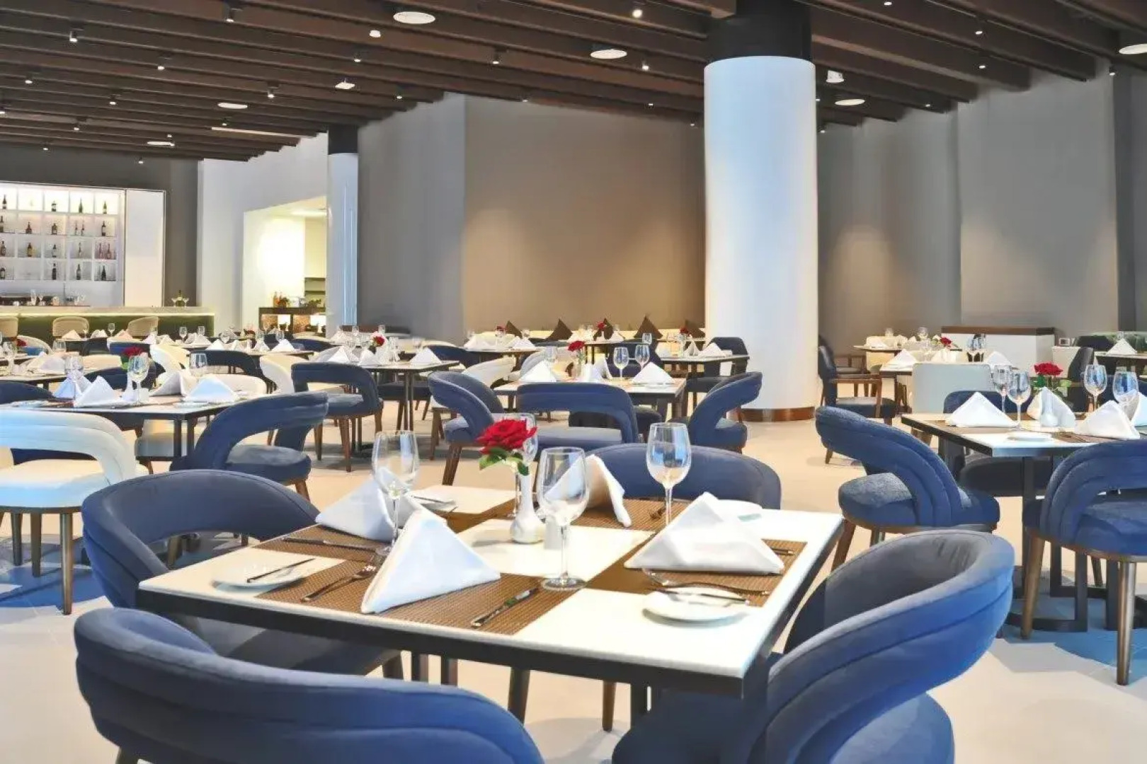 Курортный отель Royal M By Gewan Al Aqah Beach