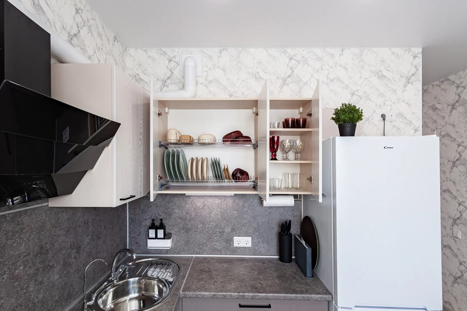 Квартира Novatel Apartments