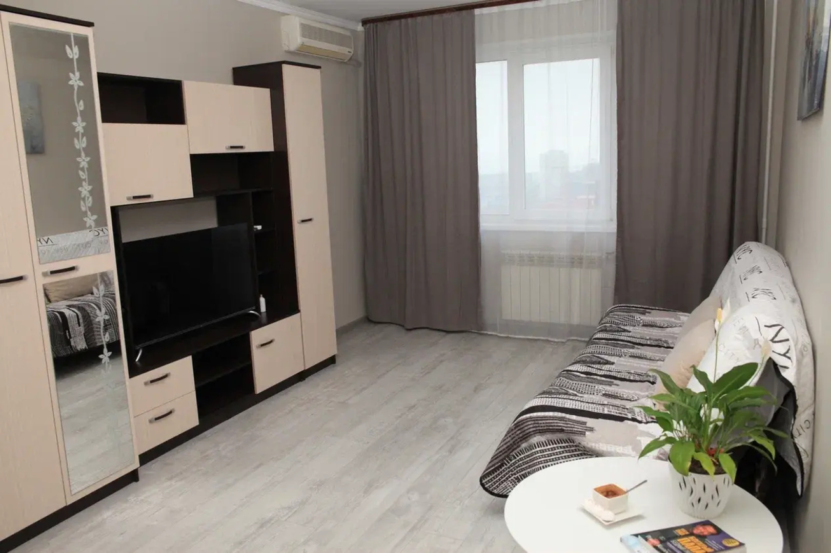 Квартира с Видом на Город на Улице Нейбута