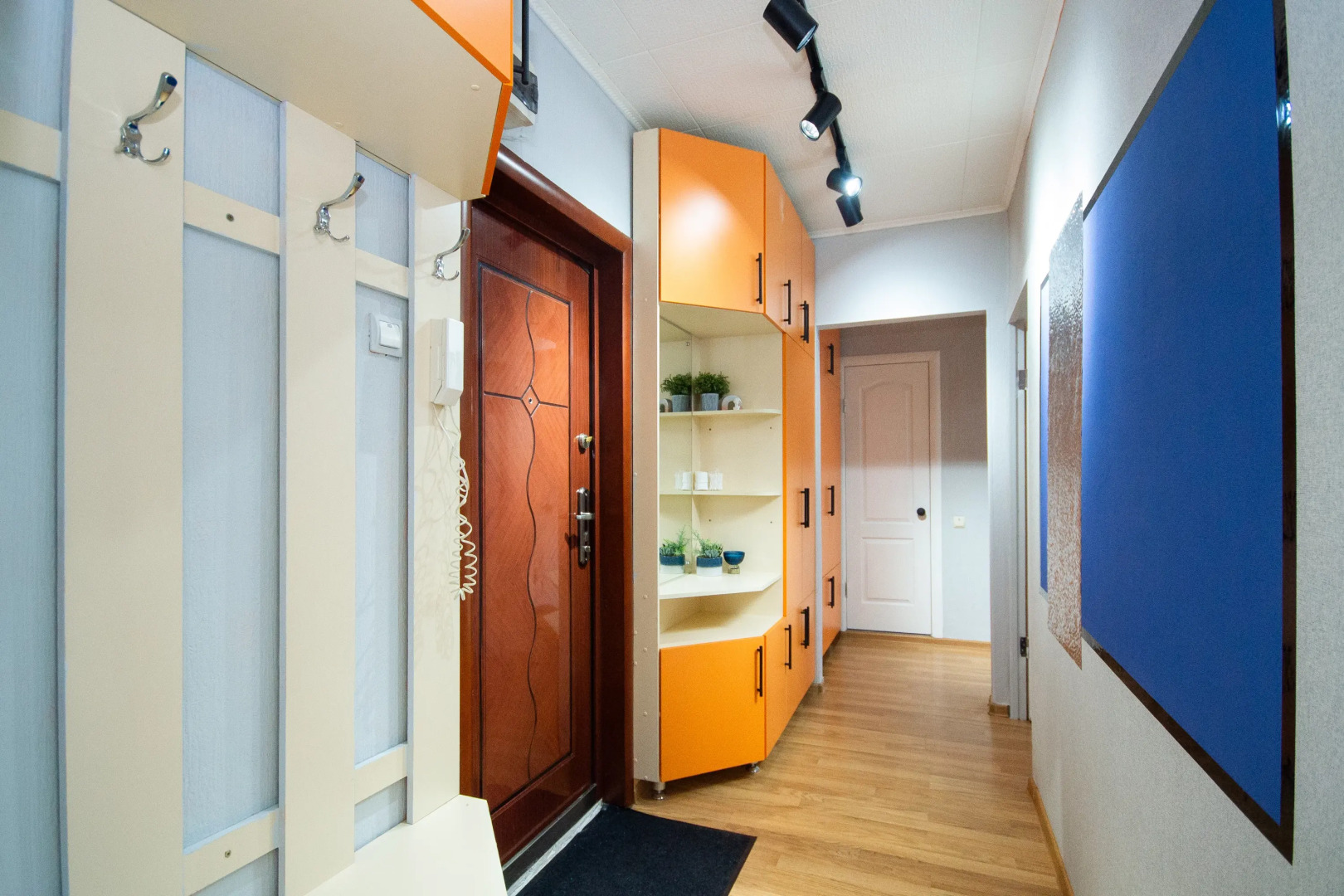 Квартира Питерский ART