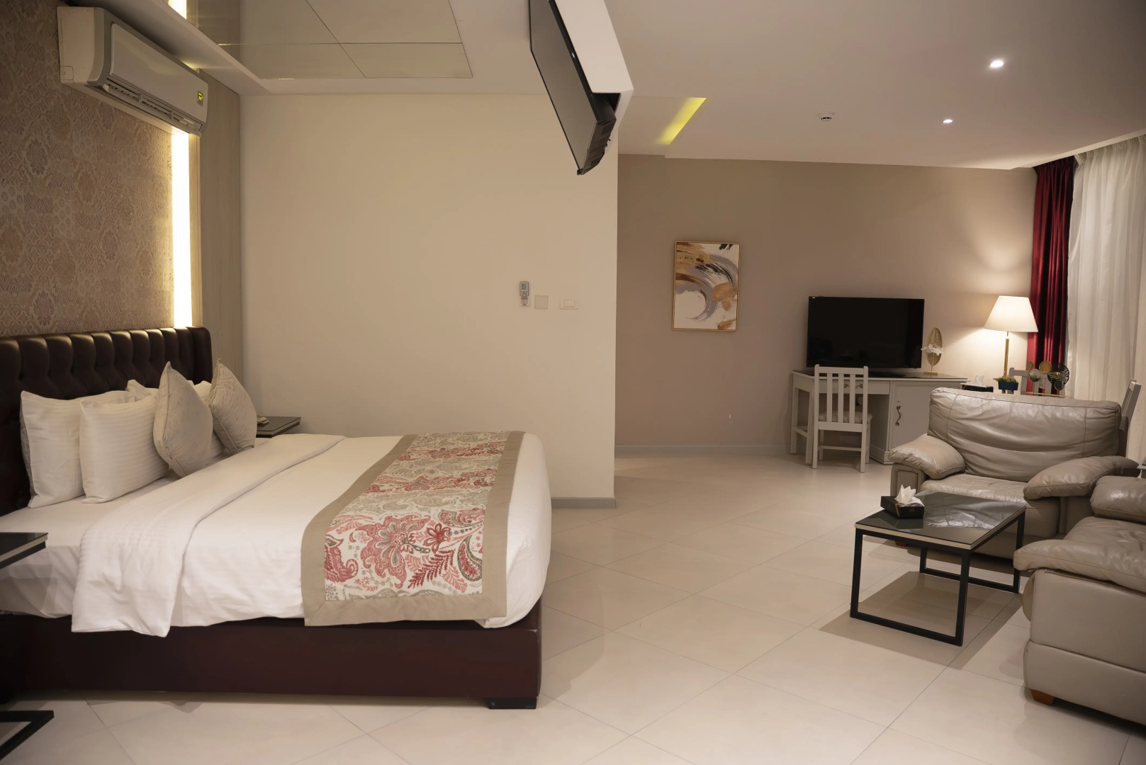 Отель Amman West Luxury Hotel By Azar