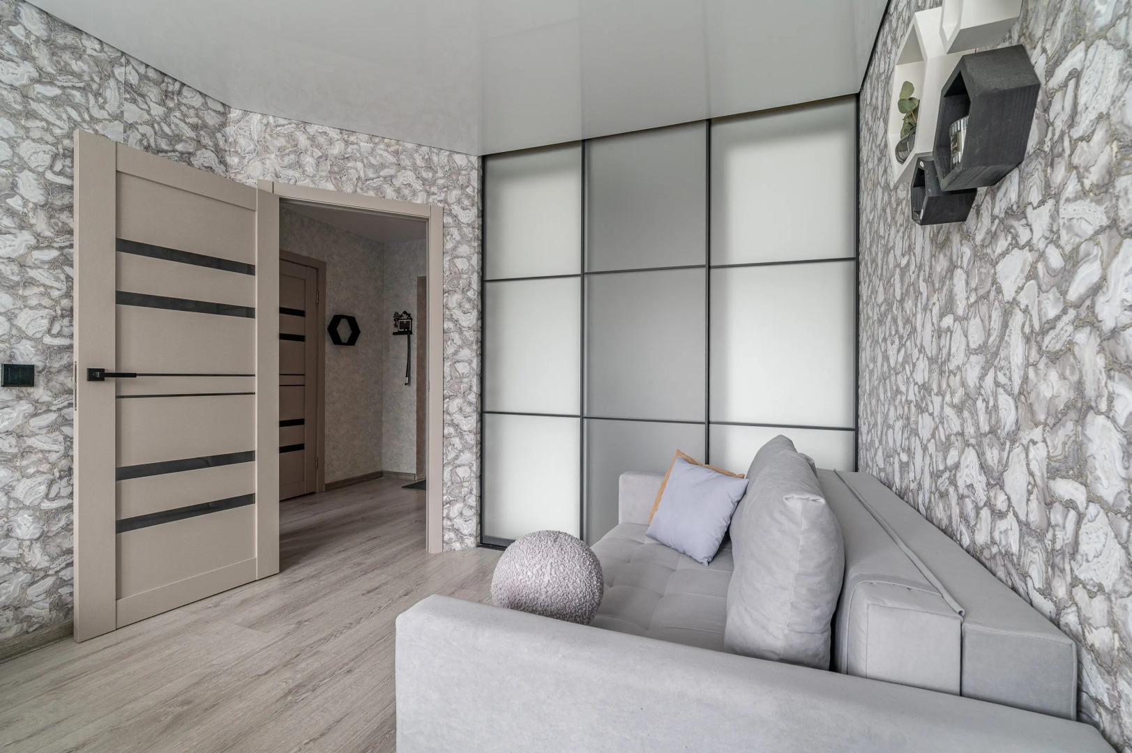 Квартира 1-комнатная возле военного госпиталя от Welcome V Ekb