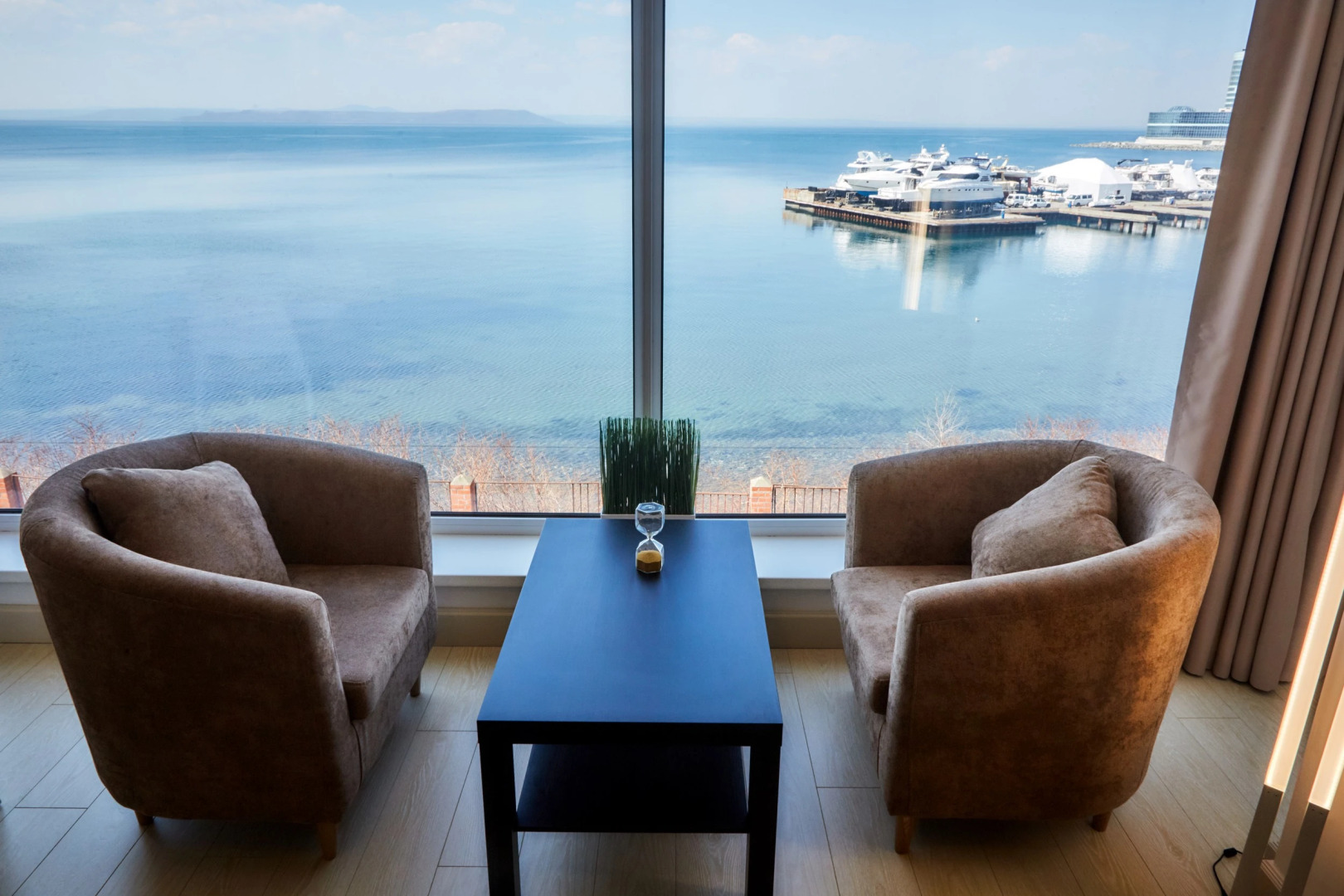 Меблированные комнаты Sea View by VVO Apartments