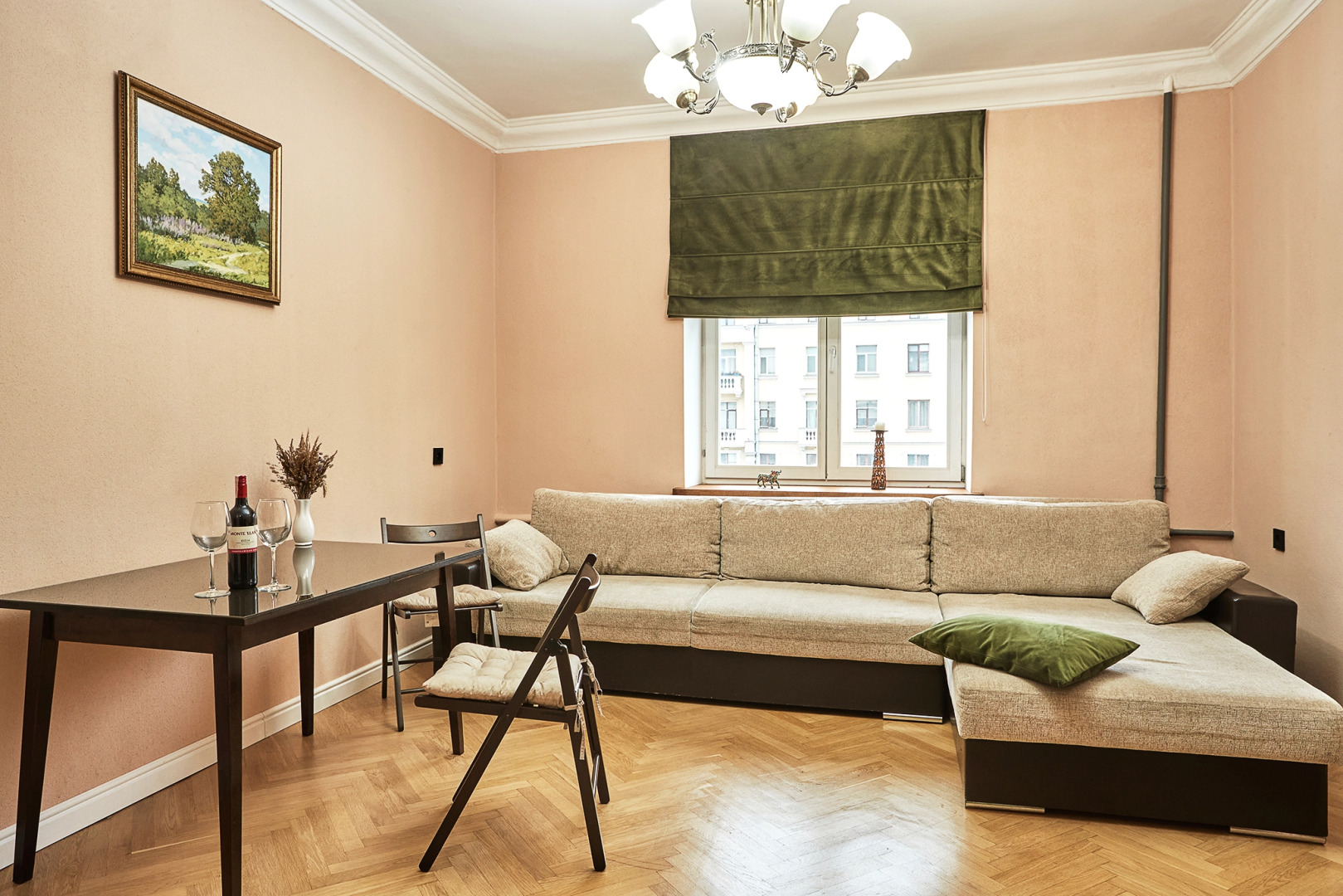 Квартира Большая квартира возле метро Площадь Победы