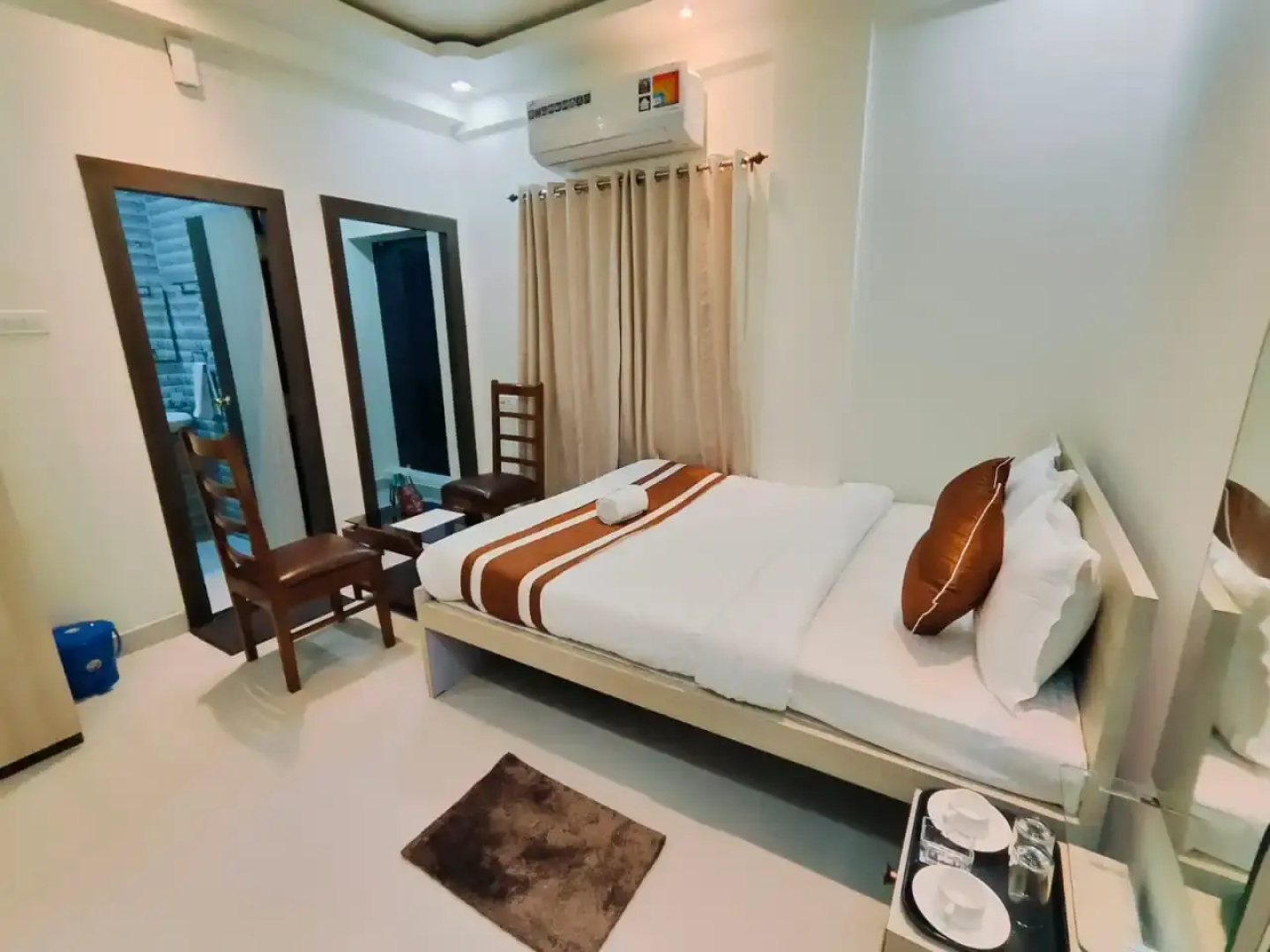Отель Best Inn By Book Meri