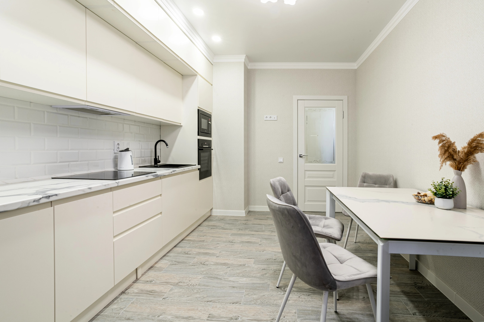 Квартира Апарт-Отелика шикарная двушка в 2х шагах от парка Галицкого