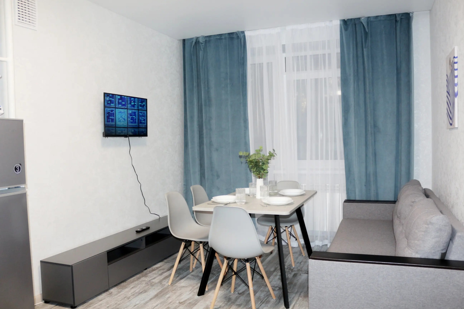 Квартира NiceAparts Евротрешка на Бурмакинской 7