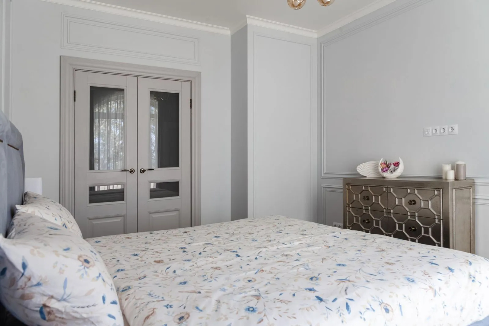 Апартаменты MyhomeYourhome с террасой на Савушкина 104