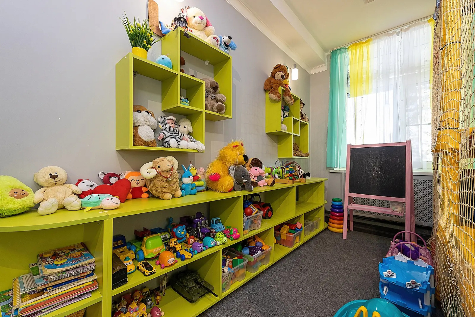 Отель Акватория