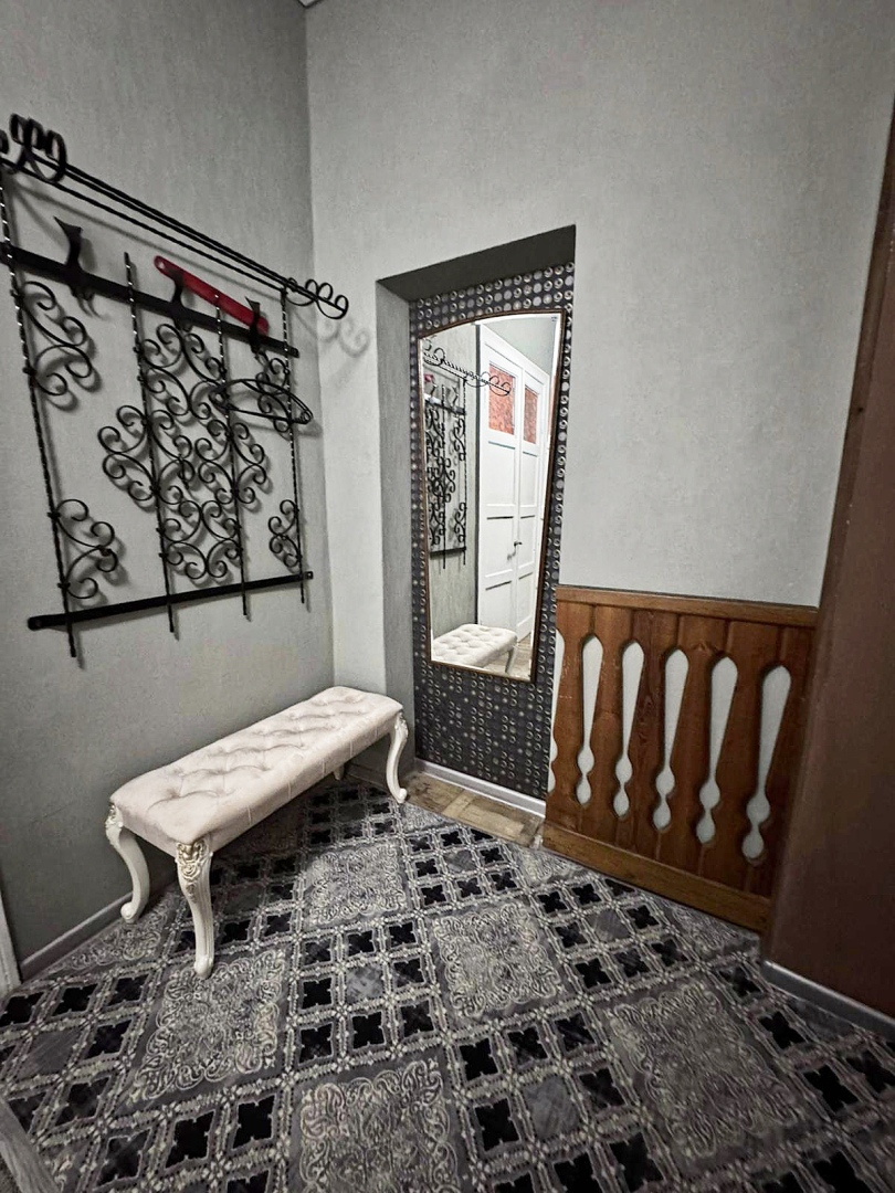 Апартаменты Центр Цирк Зыбитская Трёшка