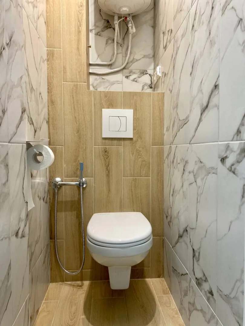 Апартаменты трехкомнатные рядом с набережной