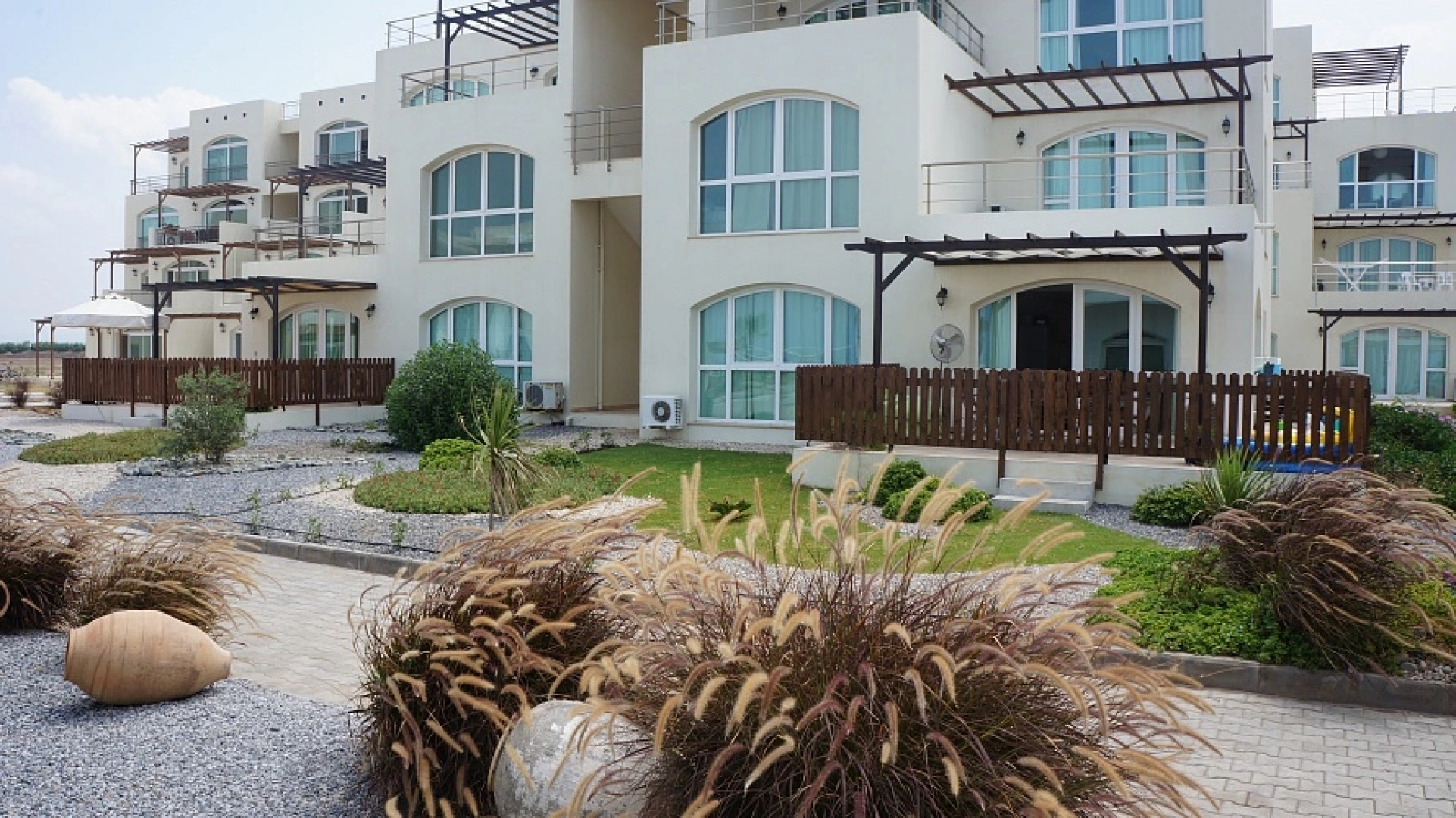 Апартаменты Aphrodite Beachfront Village