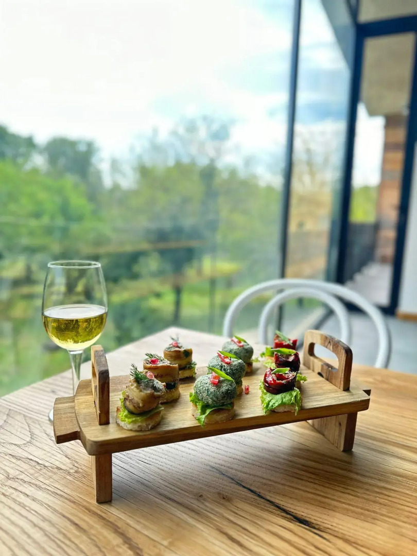 Отель Sazano Wine Cellar